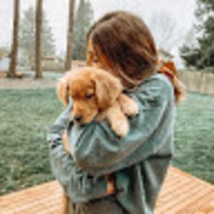 Meet your Posher, Ella